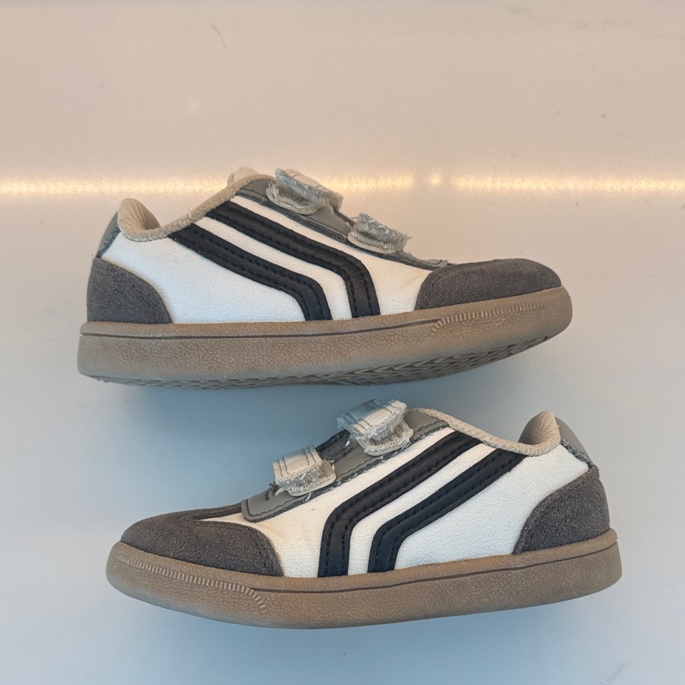 Cat & Jack Gray and White Kids Sneakers